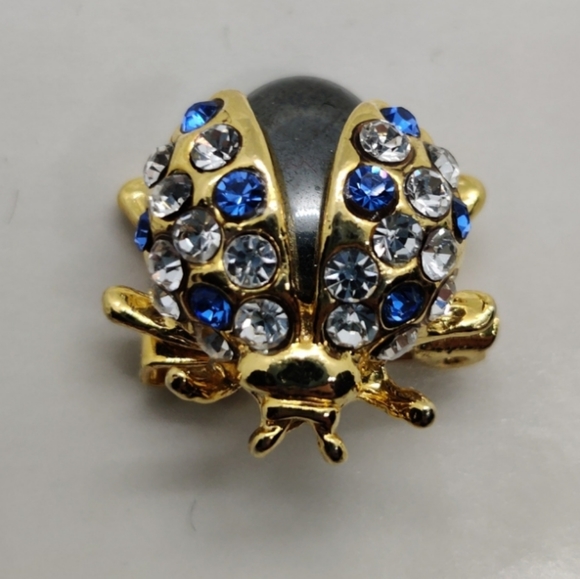 Vintage 80s bug brooch in EUC - Picture 3 of 7
